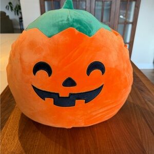Squishmallows Halloween Pumpkin Plush in Orange & Green